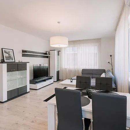 Apartment Skau 1 Old Town Family & Business Free Parking