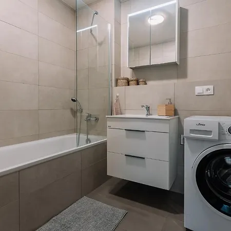 Skau 1 Old Town Family & Business Free Parking Appartement *