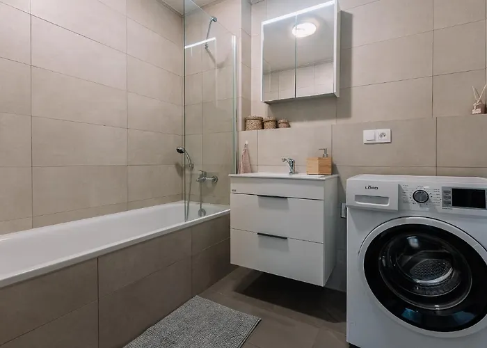 Skau 1 Old Town Family & Business Free Parking Apartment *