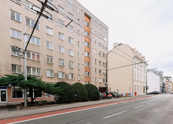 Skau 1 Old Town Family & Business Free Parking Apartment Pressburg