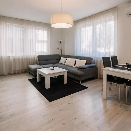 Skau 1 Old Town Family & Business Free Parking Apartman Pozsony